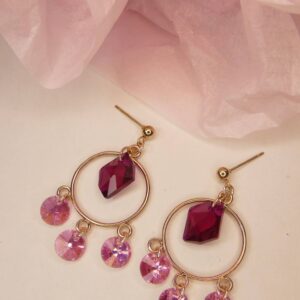 Boucles d'oreilles Rosa dorées et roses avec cristaux. Bijou en exemplaire unique Sophia Célesta