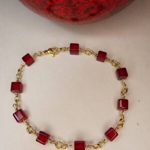 Bracelet rouge et or en verre et acier inoxydable. Bijou Sophia Célesta